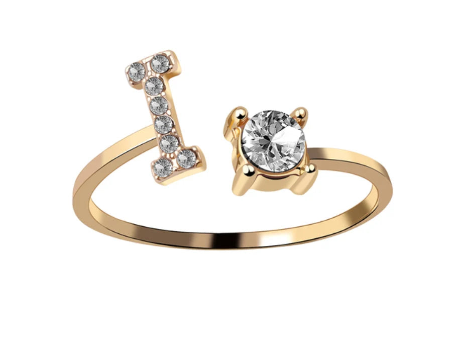 Goldener Buchstaben Ring