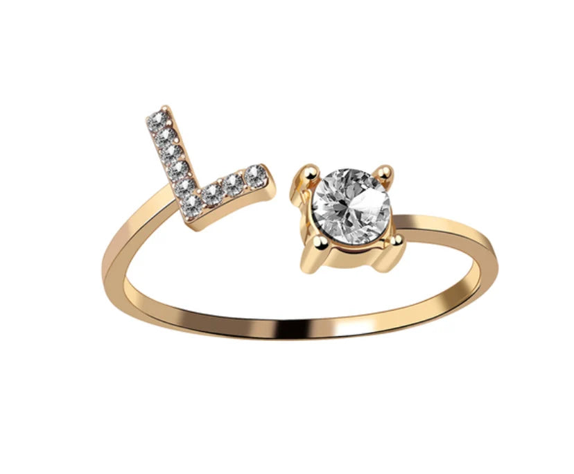 Goldener Buchstaben Ring
