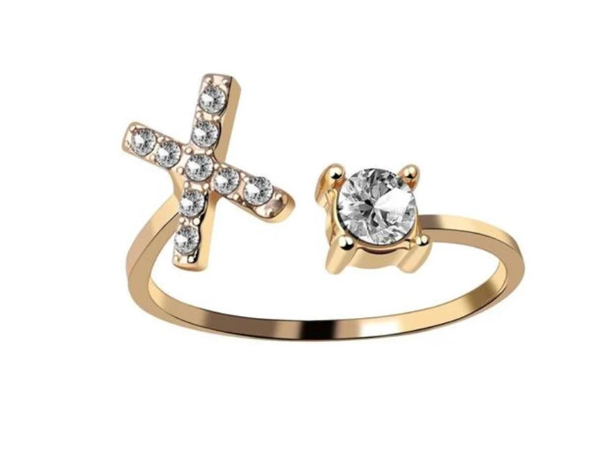 Goldener Buchstaben Ring